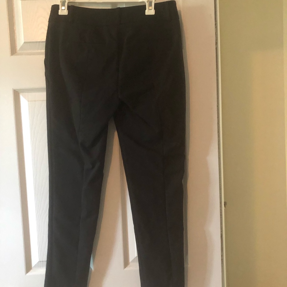 Black women's skinny dress pants.